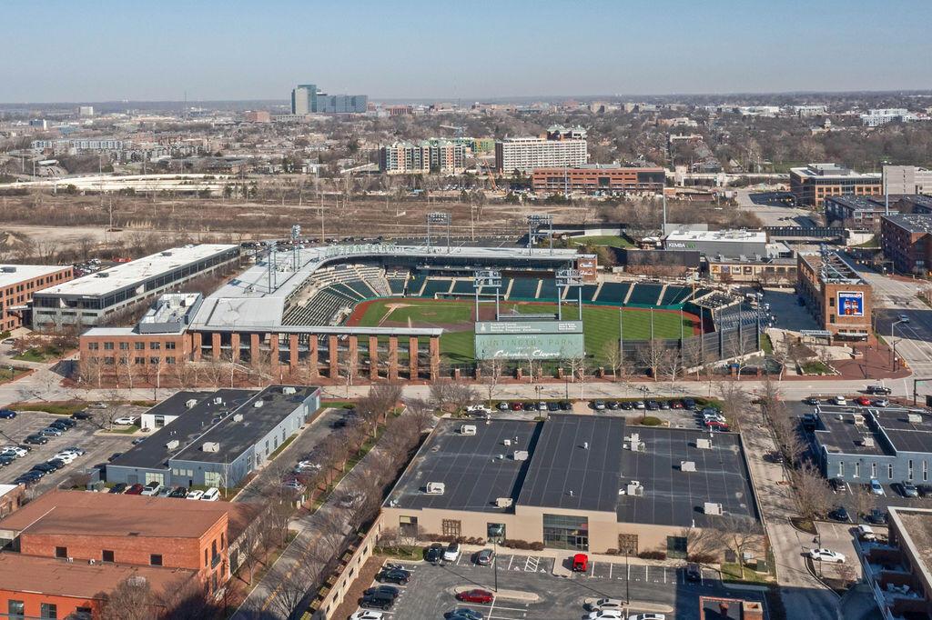 444 N Front Street, 207