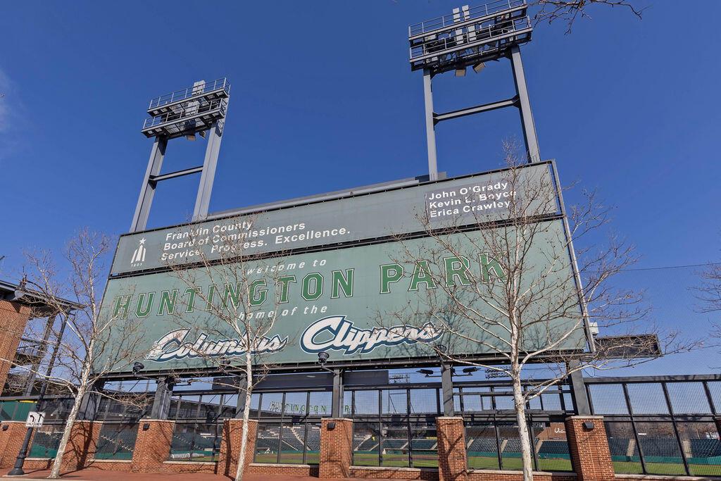 444 N Front Street, 207