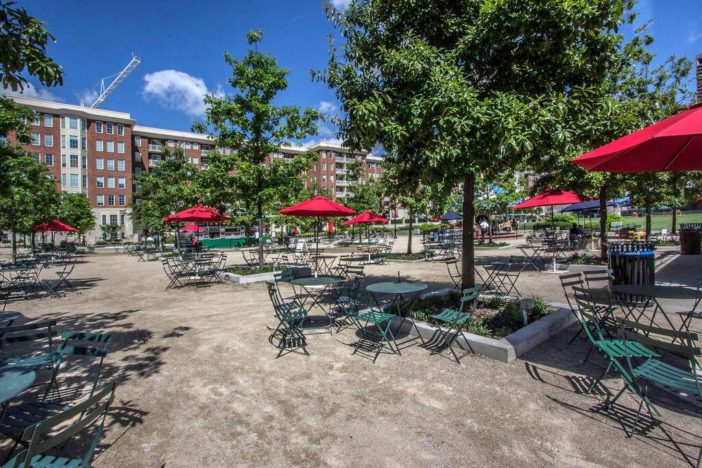 444 N Front Street, 207