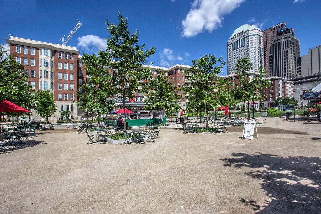 444 N Front Street, 207