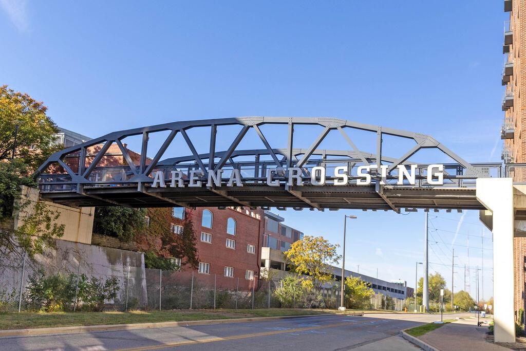 444 N Front Street, 207