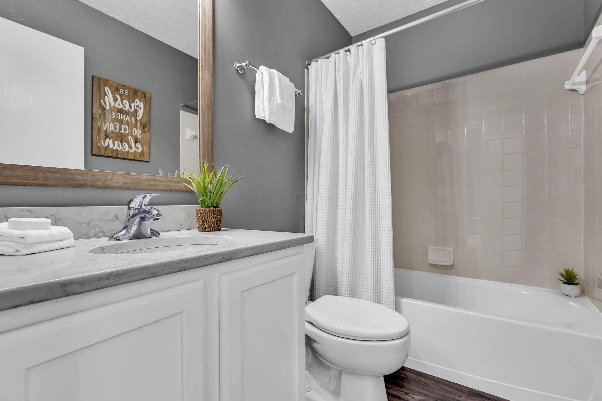 6200 Plumfield Drive