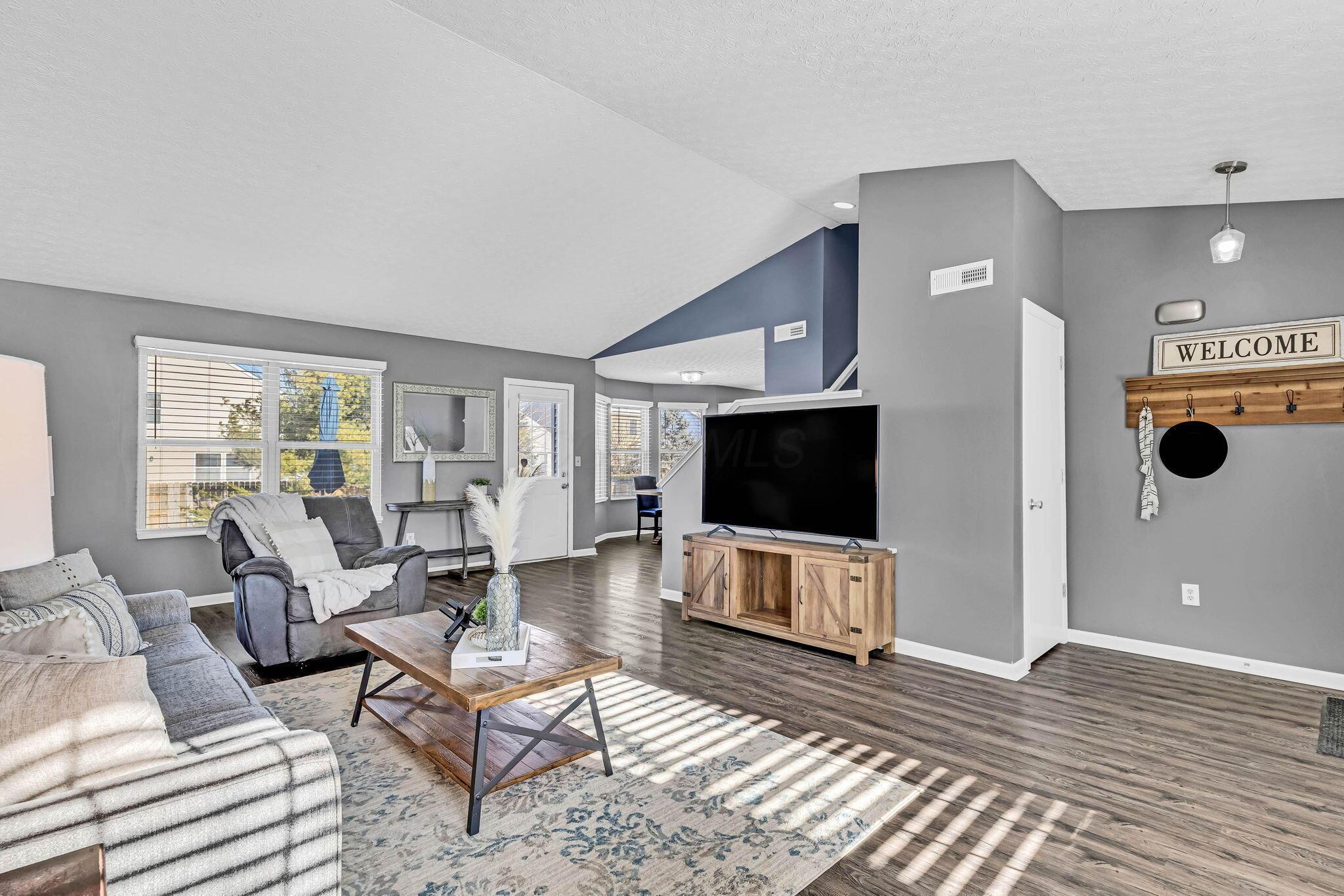 6200 Plumfield Drive