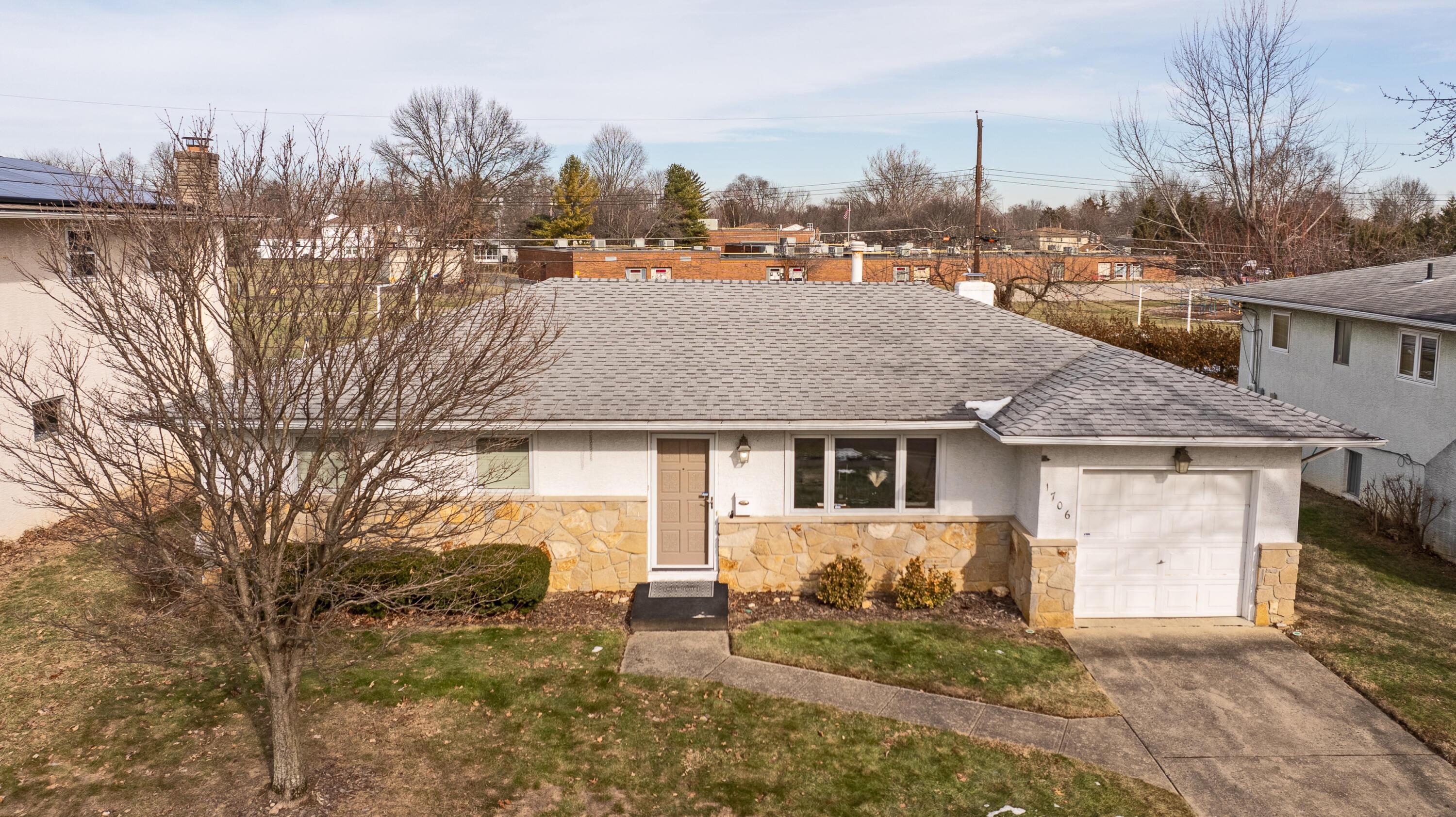 1706 Sugarmaple Drive