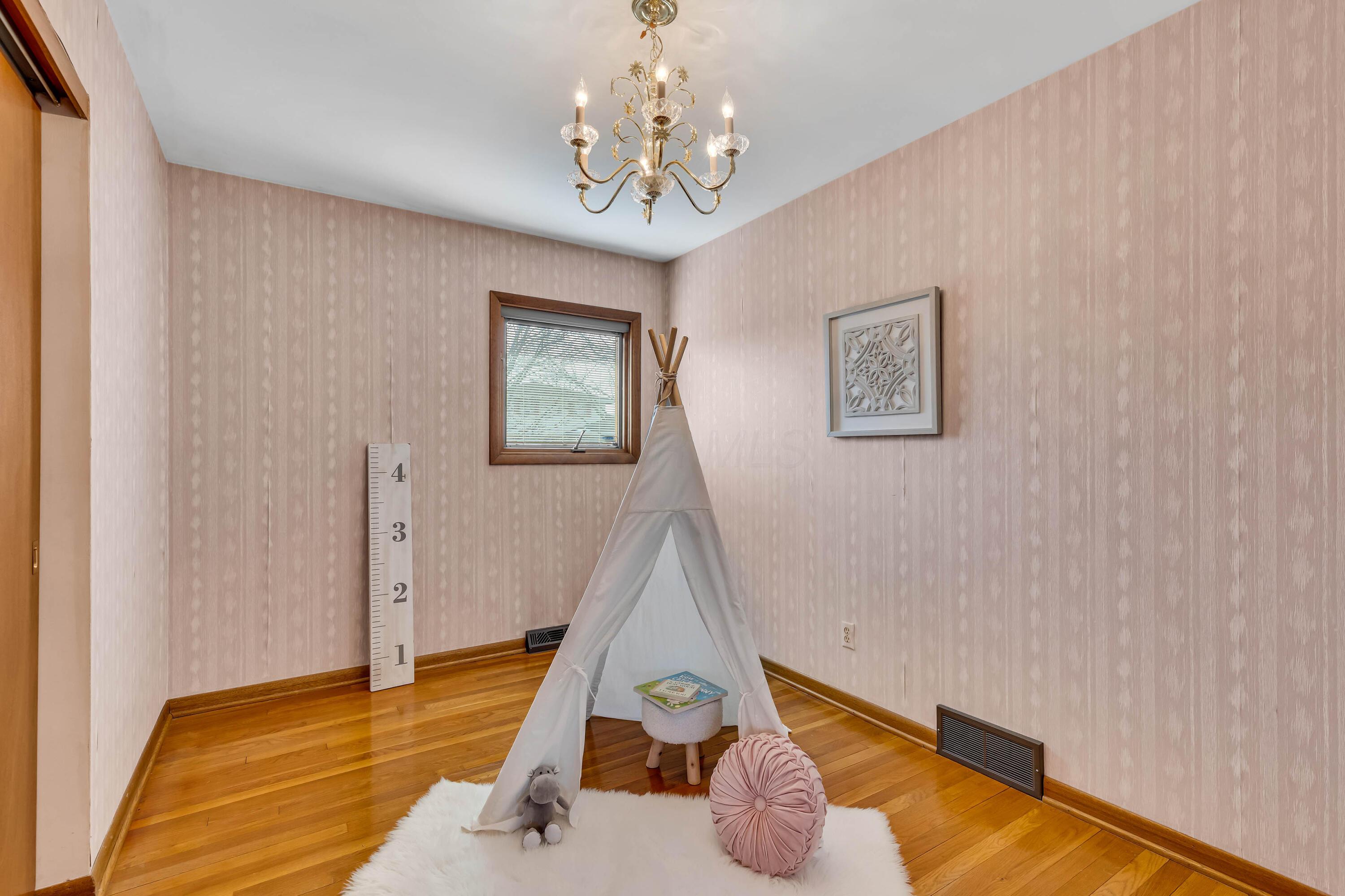 1706 Sugarmaple Drive