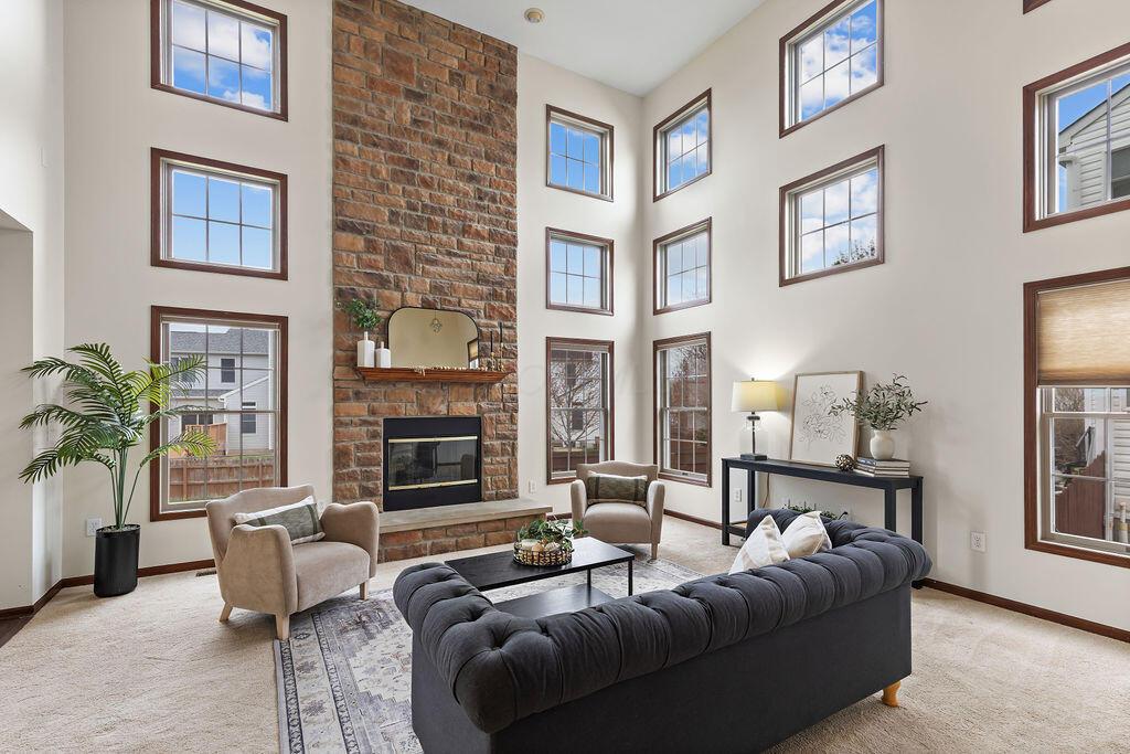 841 Lone Rise Drive W