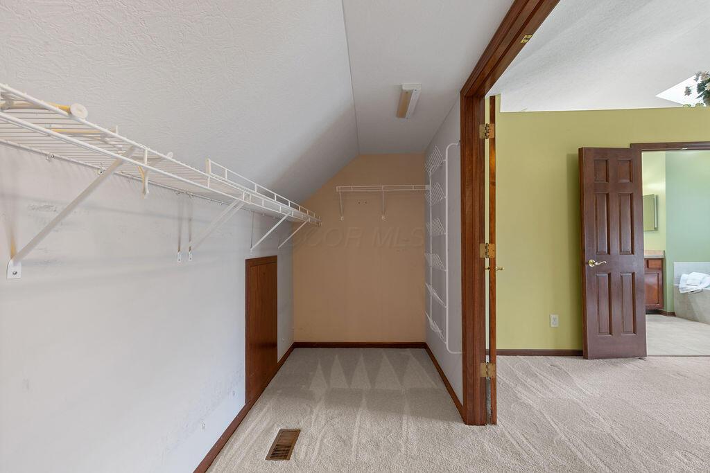 841 Lone Rise Drive W