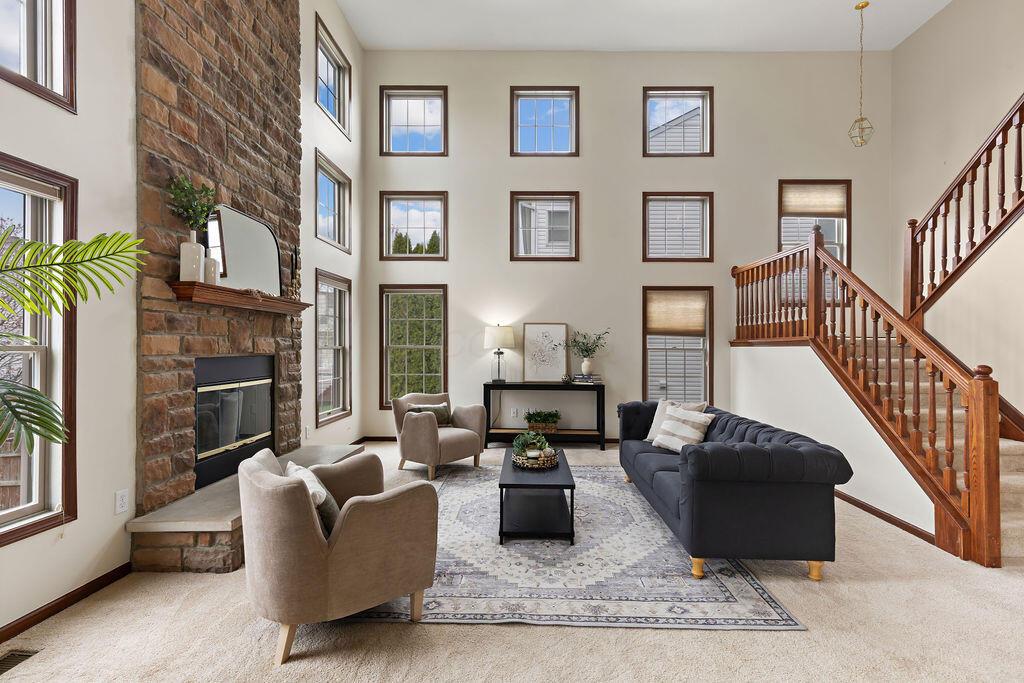 841 Lone Rise Drive W