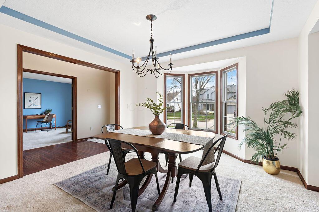 841 Lone Rise Drive W