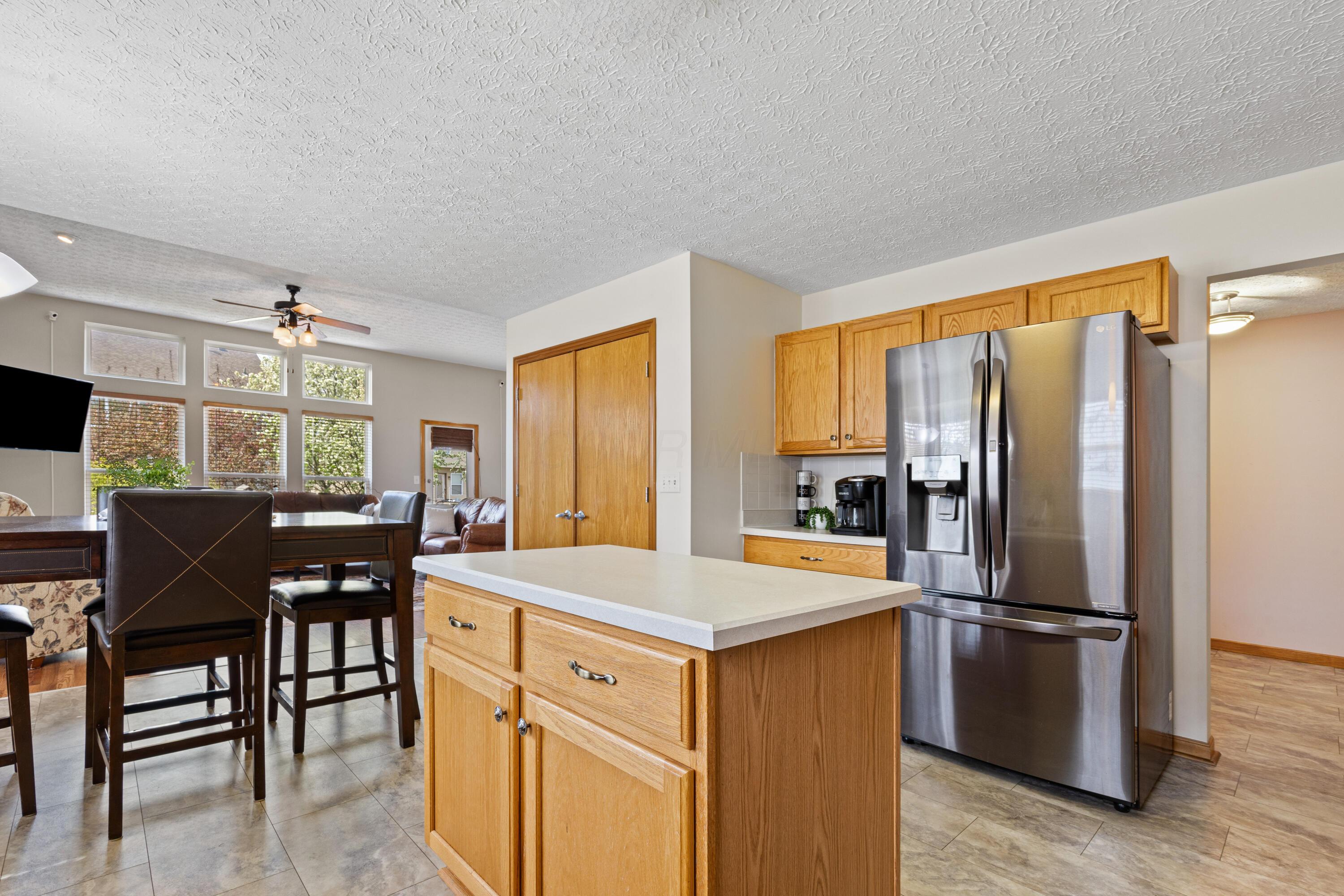 7976 Gladshire Boulevard