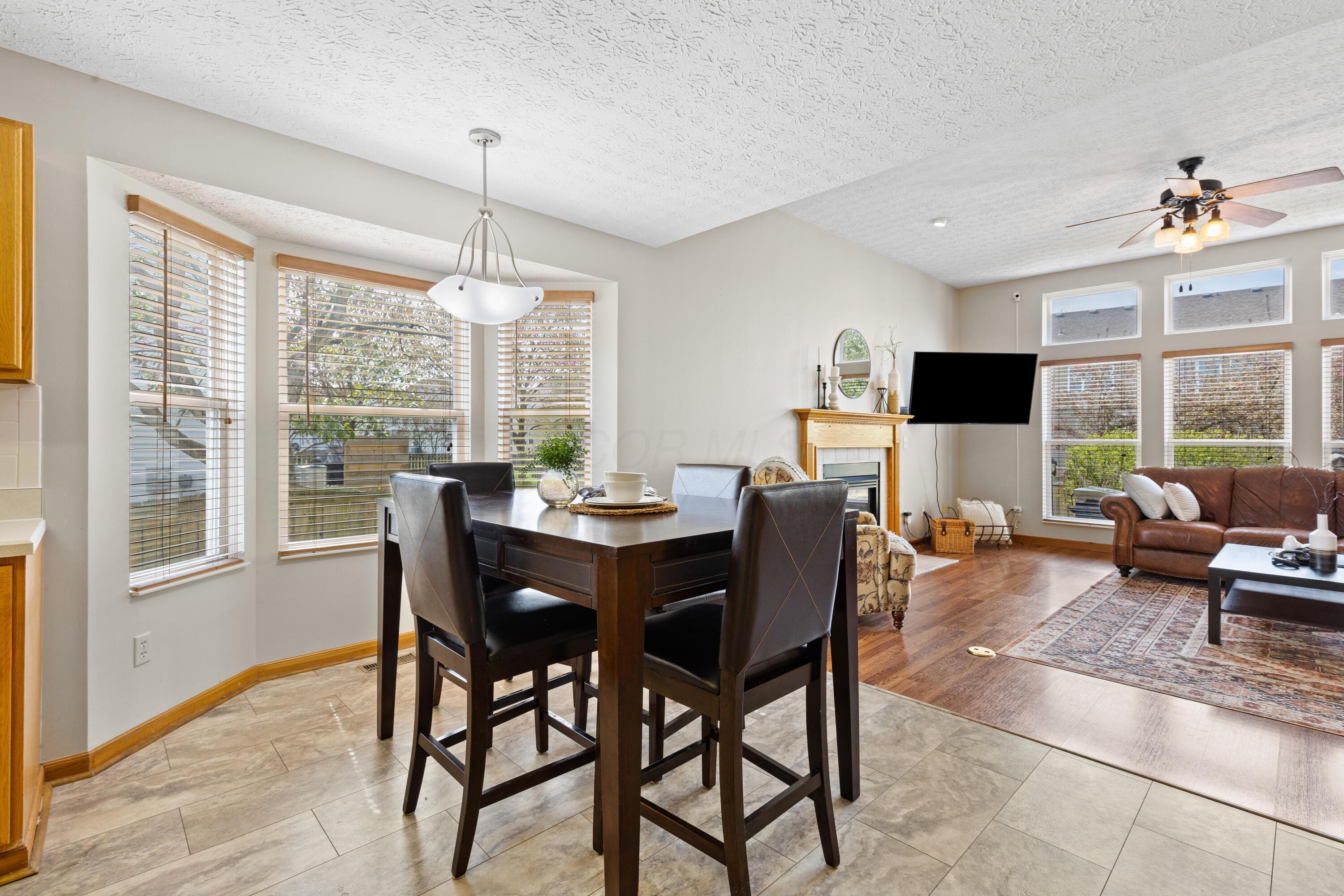 7976 Gladshire Boulevard