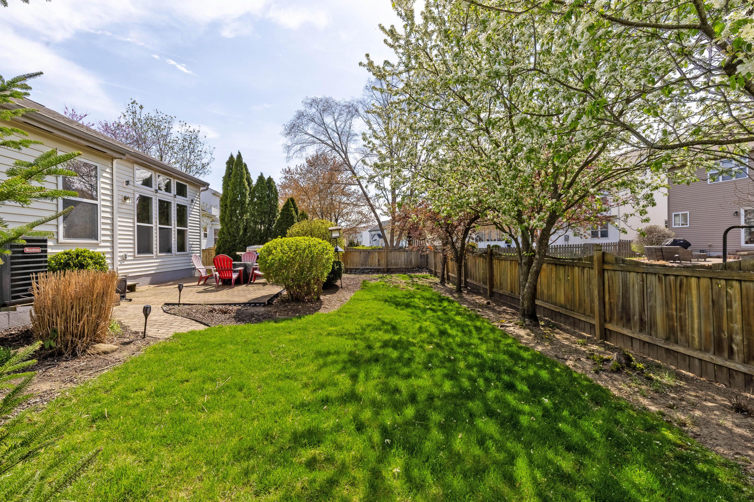 7976 Gladshire Boulevard