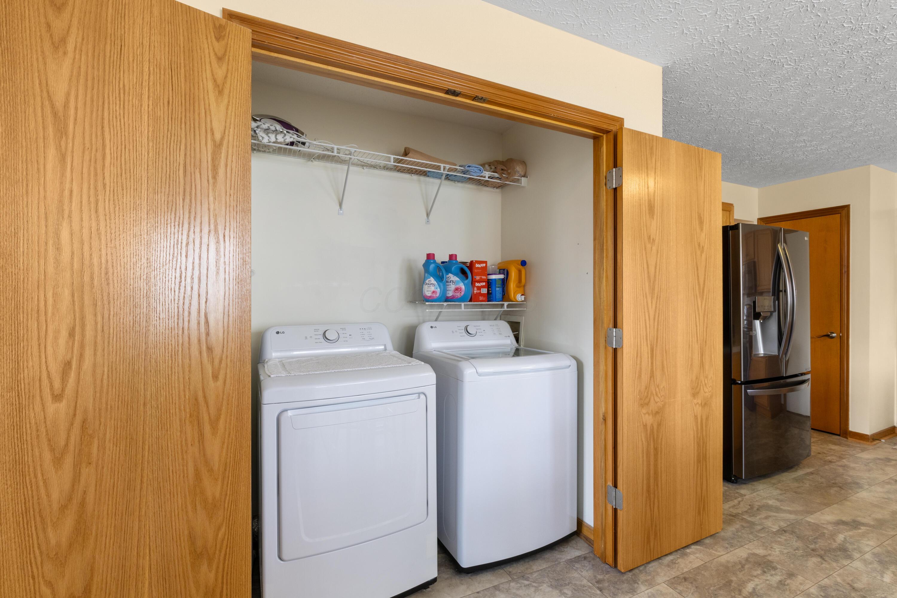 7976 Gladshire Boulevard