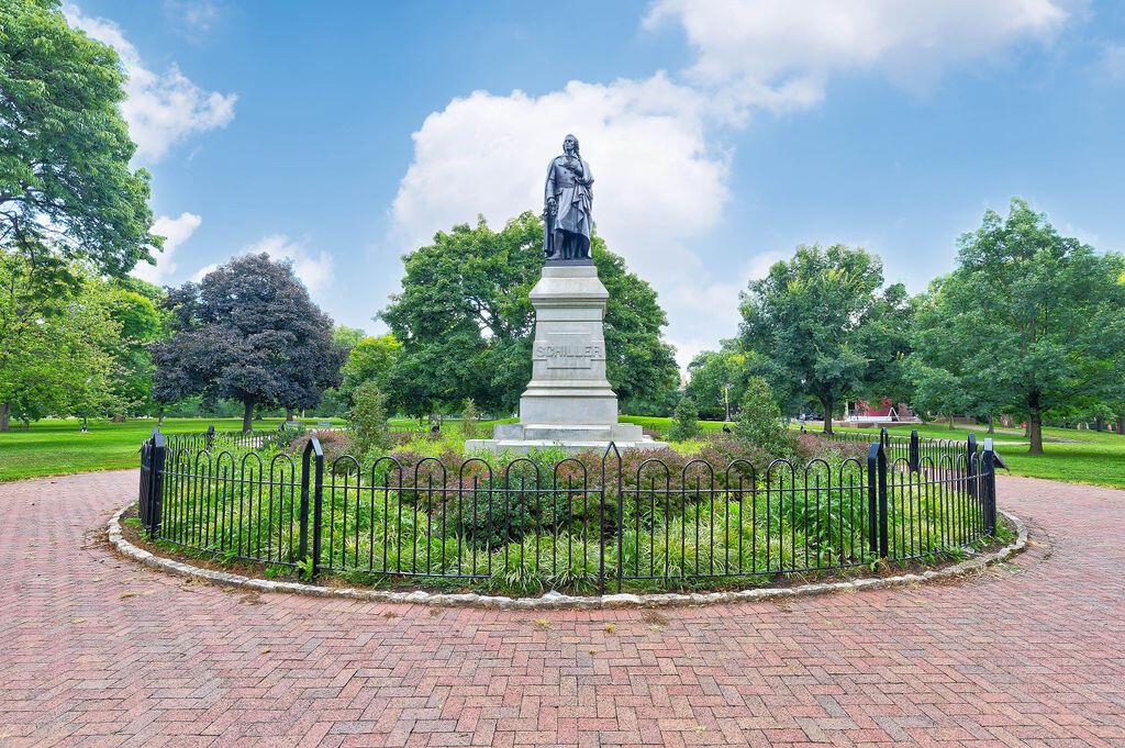 251 E Kossuth Street, Unit A