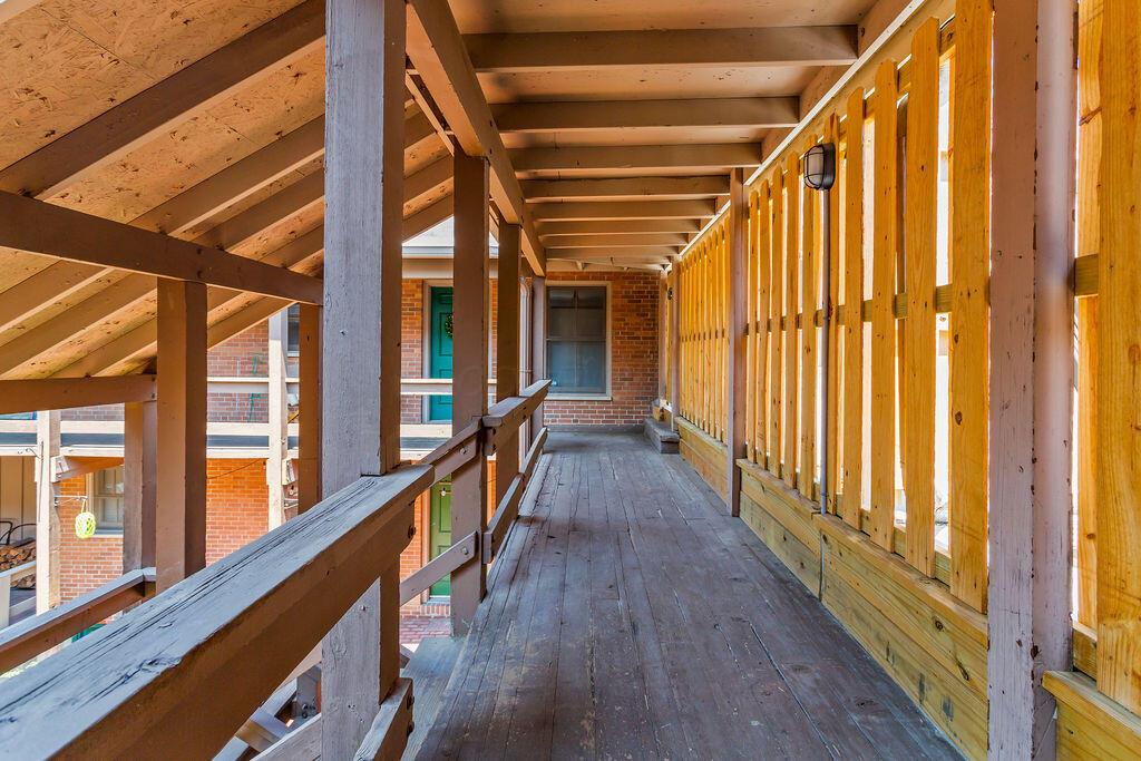 251 E Kossuth Street, Unit A