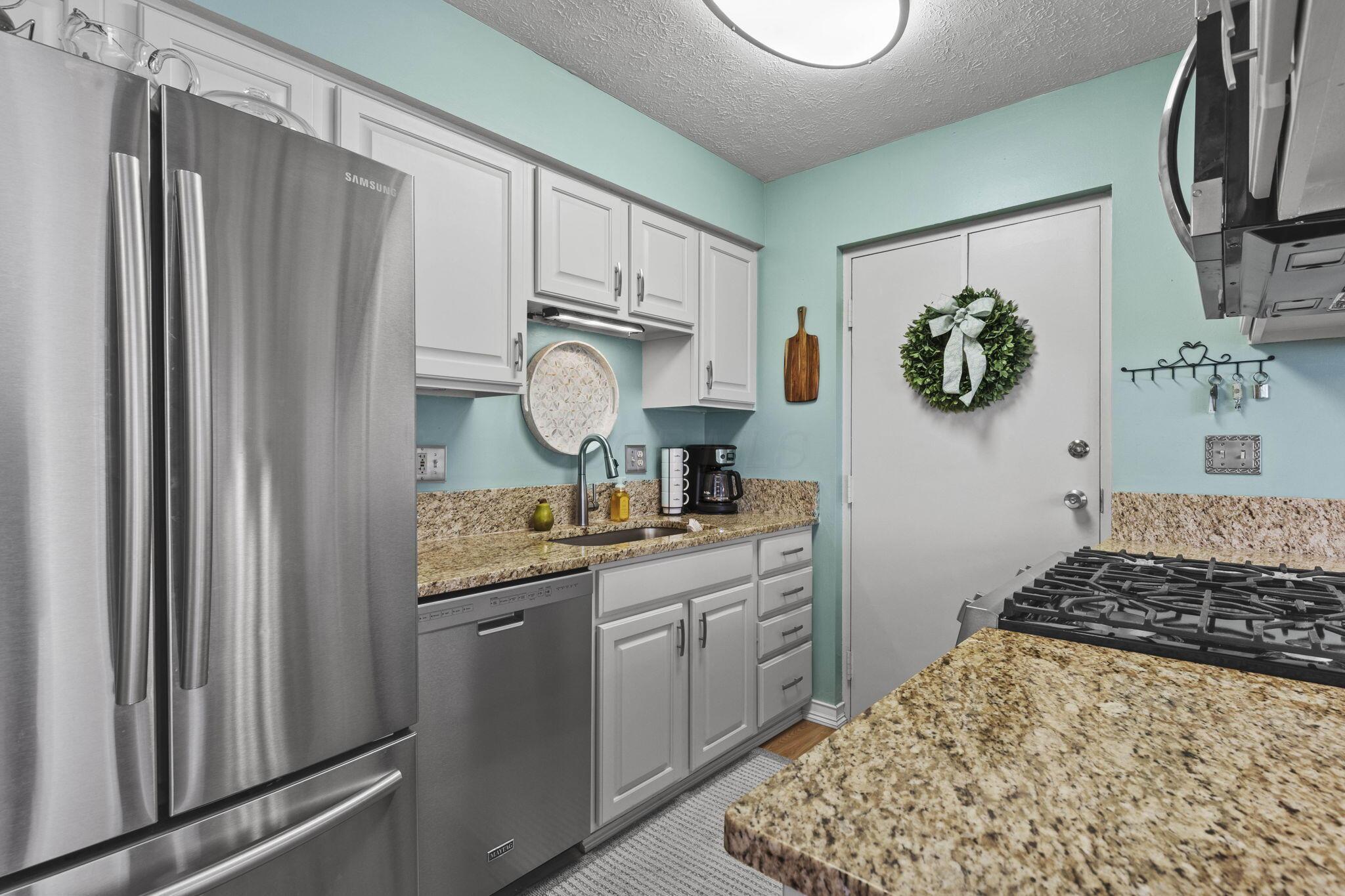 2540 Home Acre Drive, 38