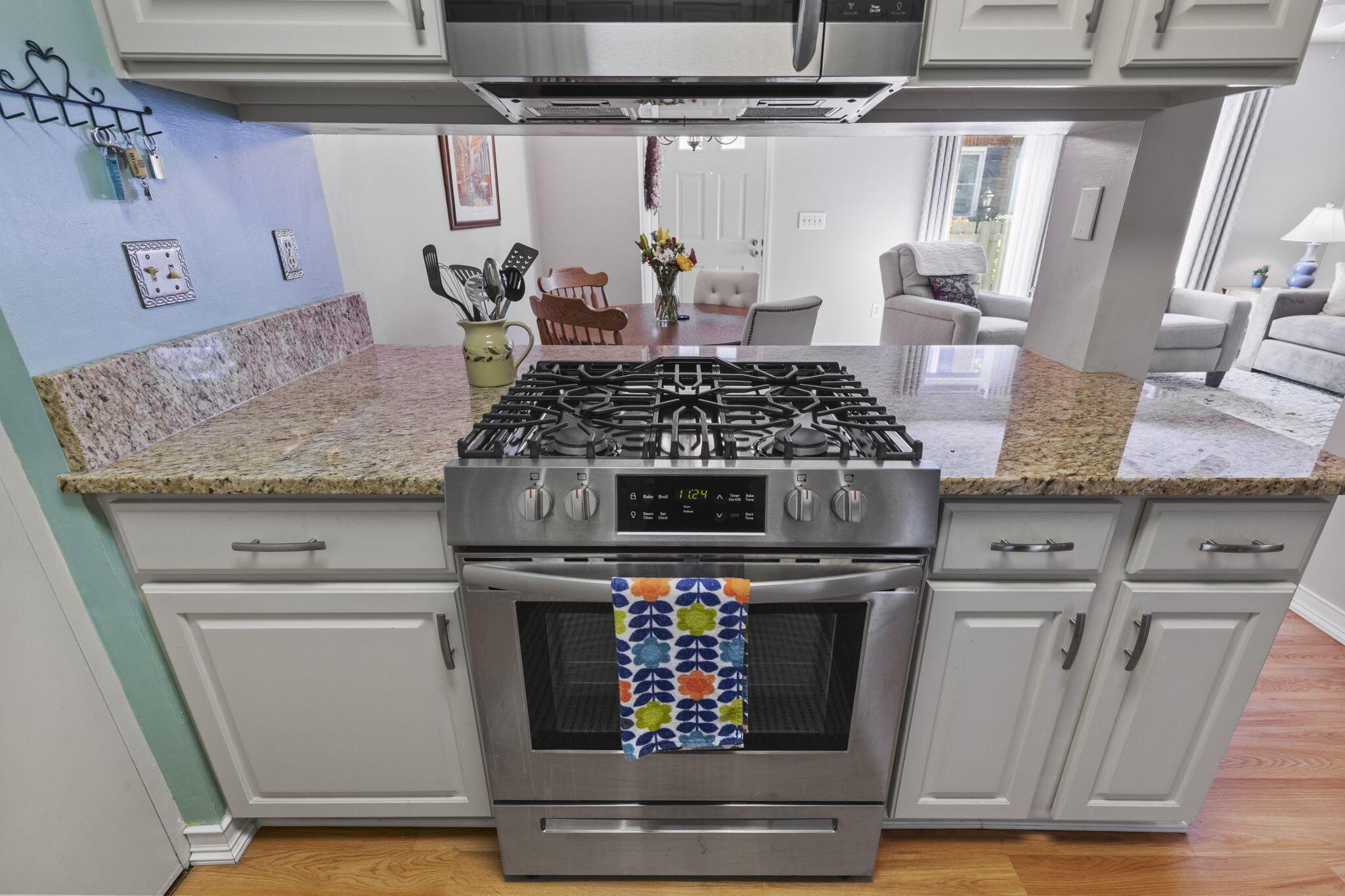 2540 Home Acre Drive, 38