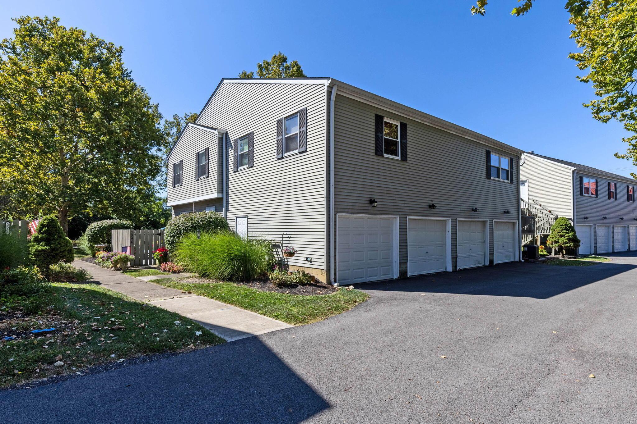 2540 Home Acre Drive, 38