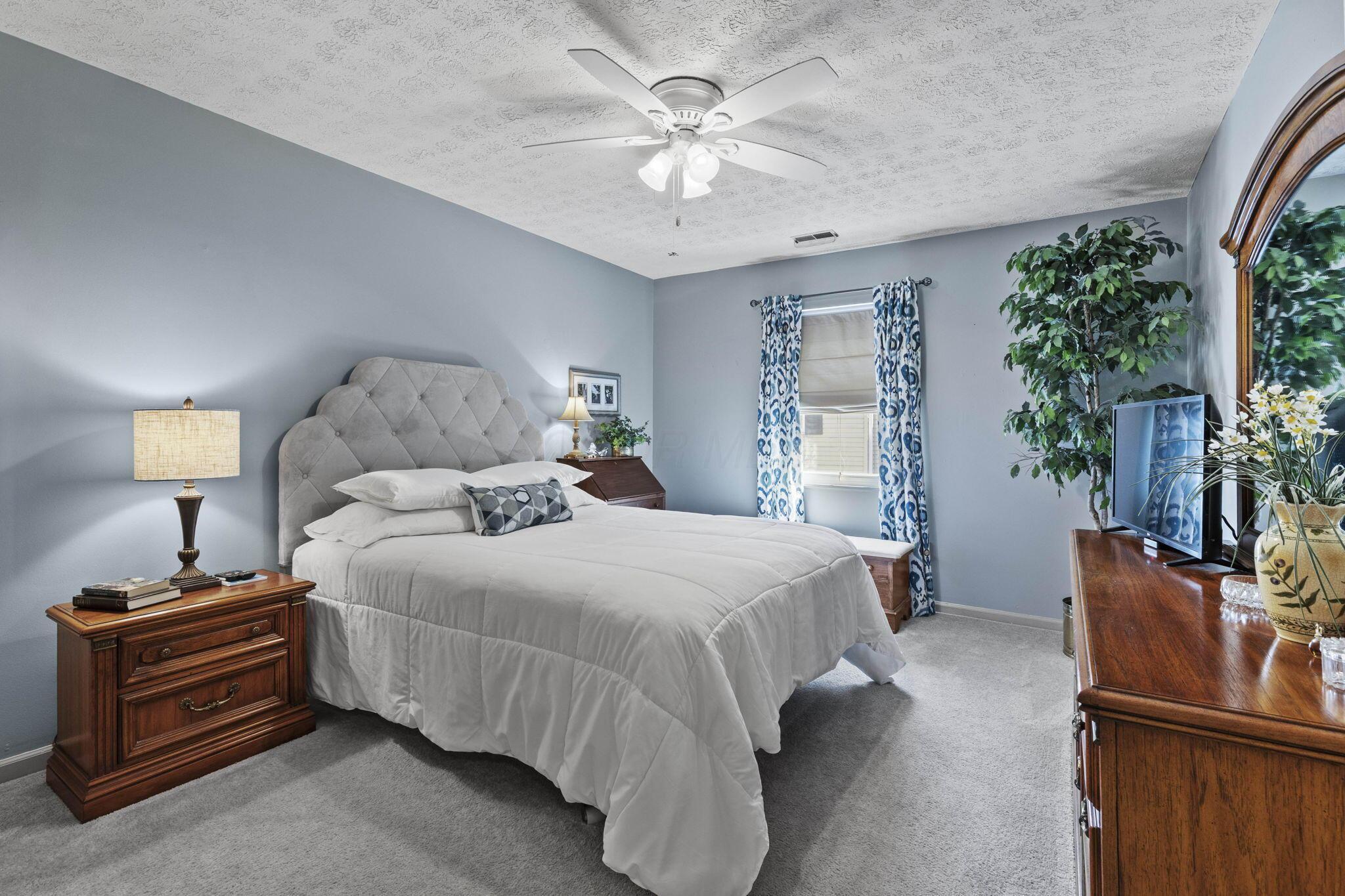 2540 Home Acre Drive, 38