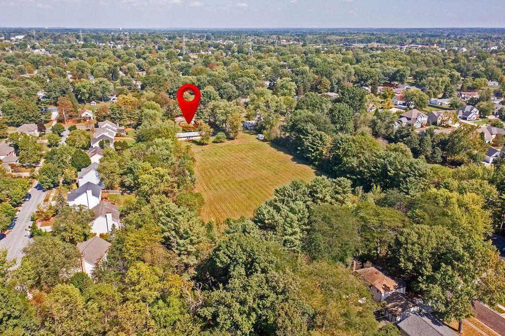 589 E College Avenue