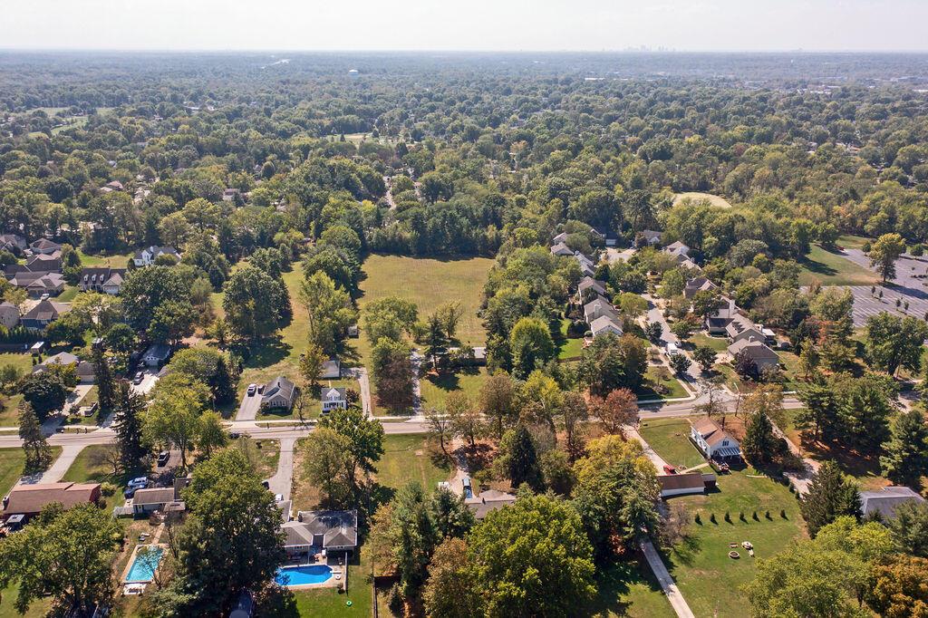 589 E College Avenue