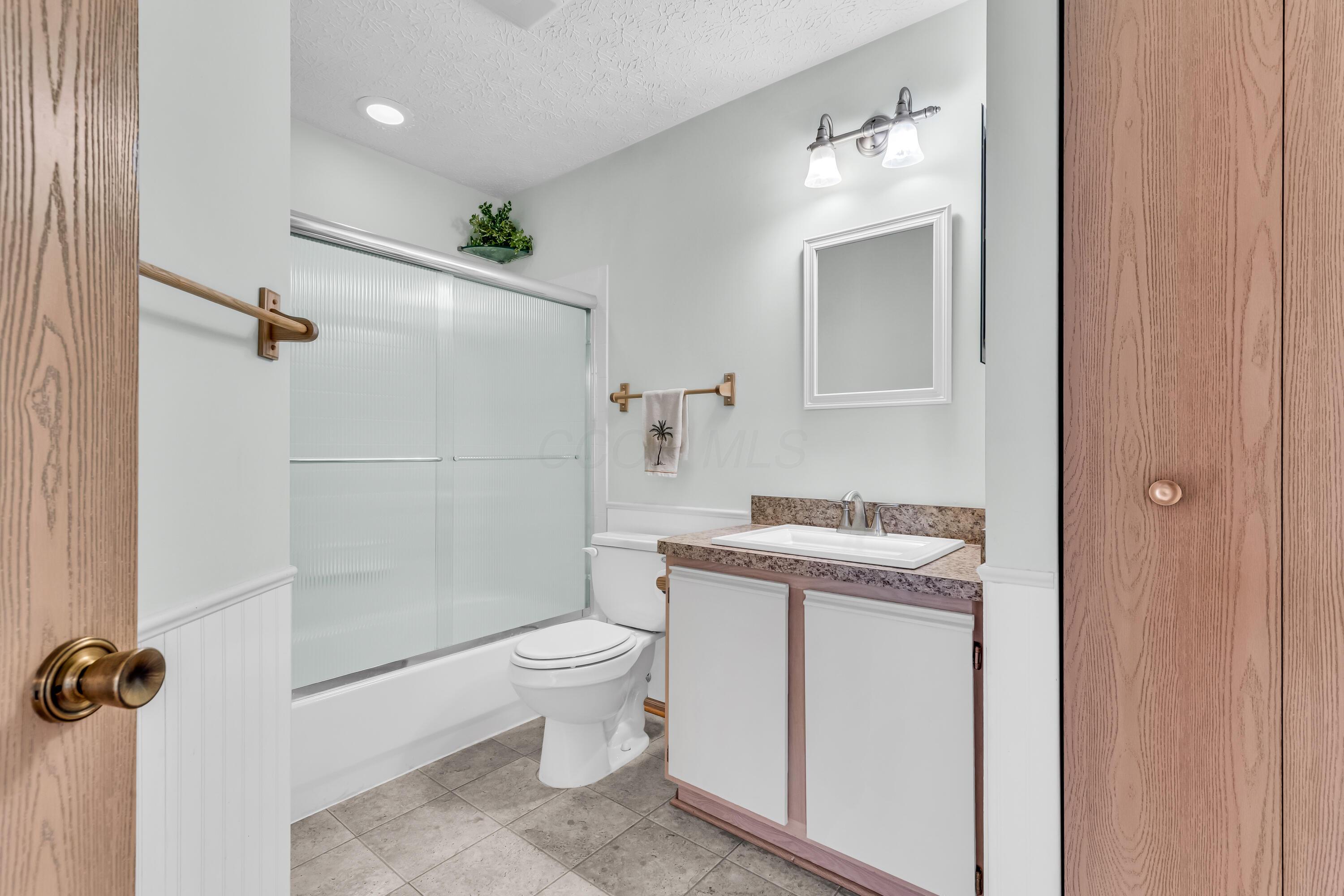 6394 Mission Hills Place, Westerville