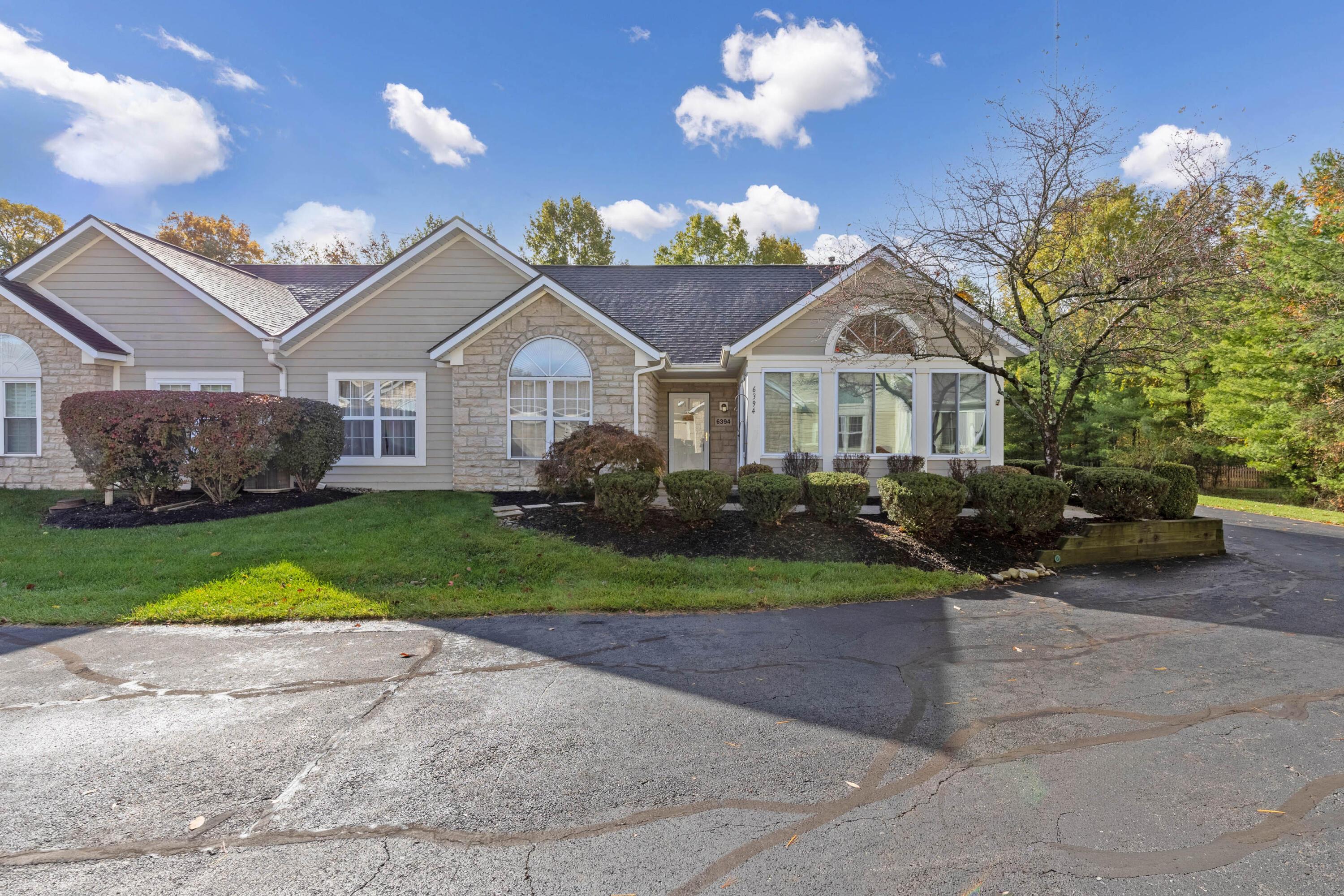 6394 Mission Hills Place, Westerville