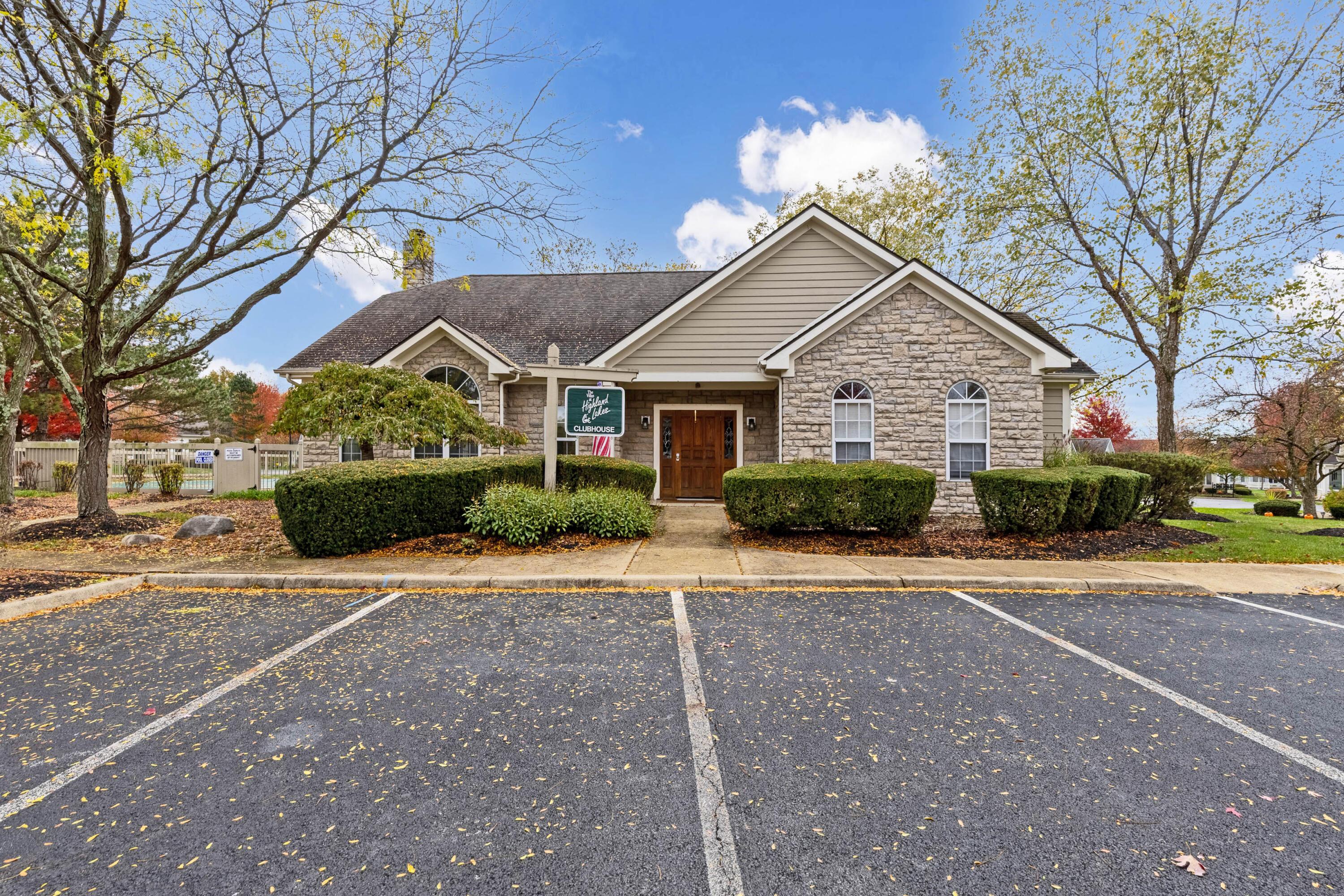 6394 Mission Hills Place, Westerville