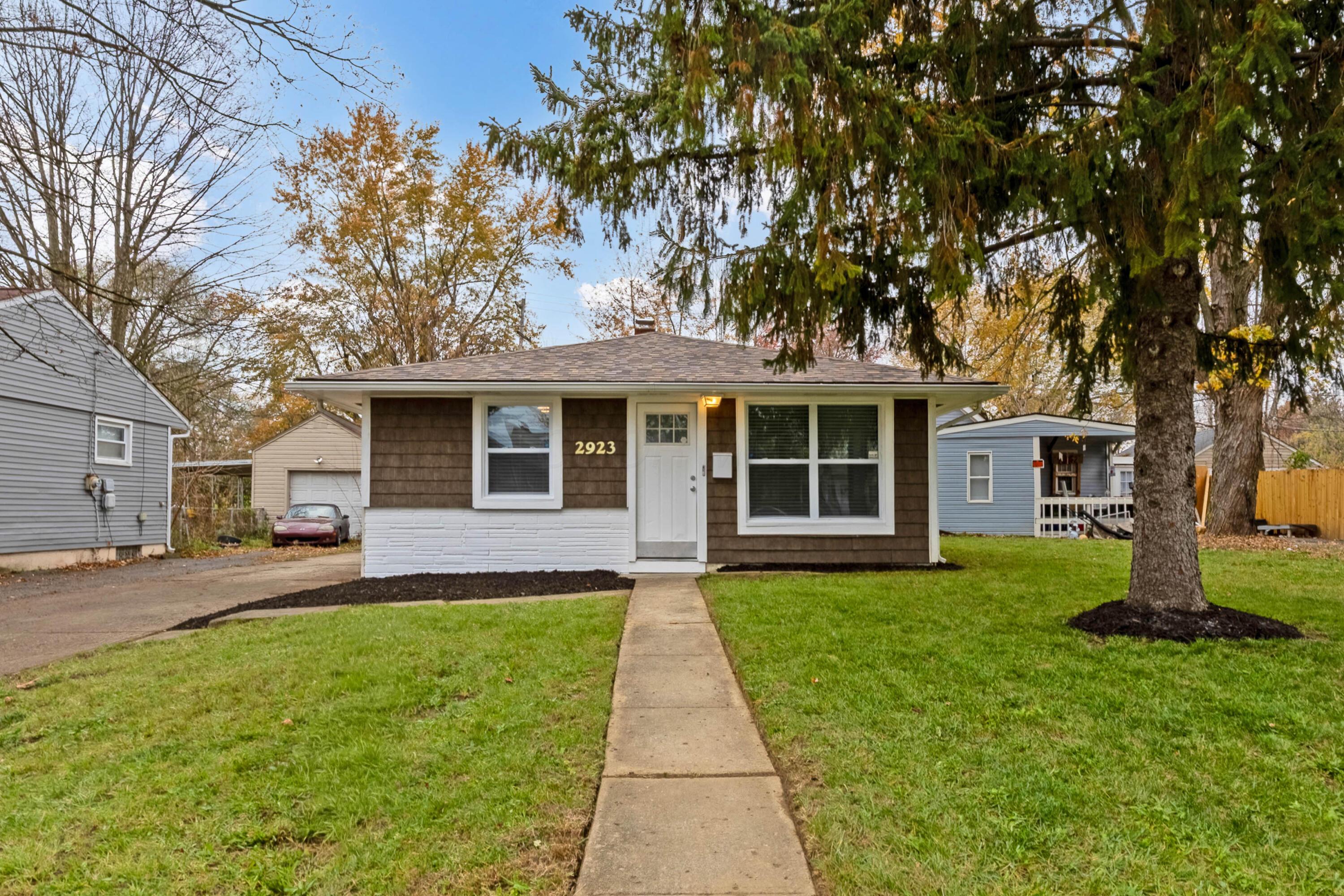2923 Azelda Street