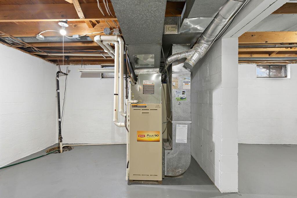 182 Cherrington Road