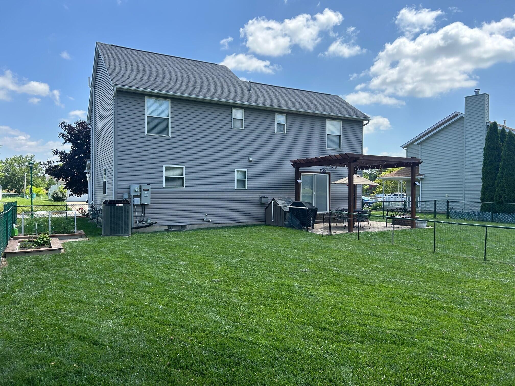 229 Stone Hedge Row Drive