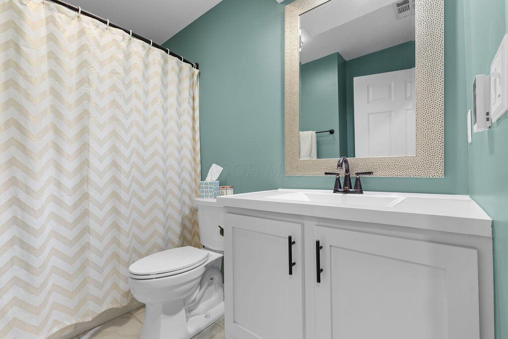 8378 Greyhawk Circle