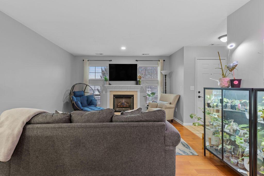 8378 Greyhawk Circle