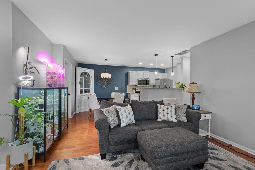 8378 Greyhawk Circle