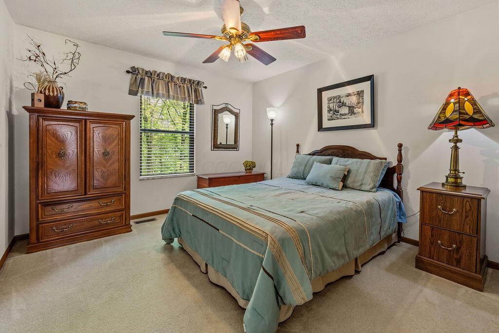 7686 Pinehill Road