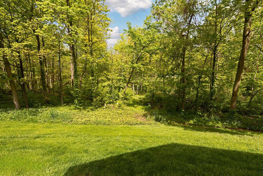 7686 Pinehill Road