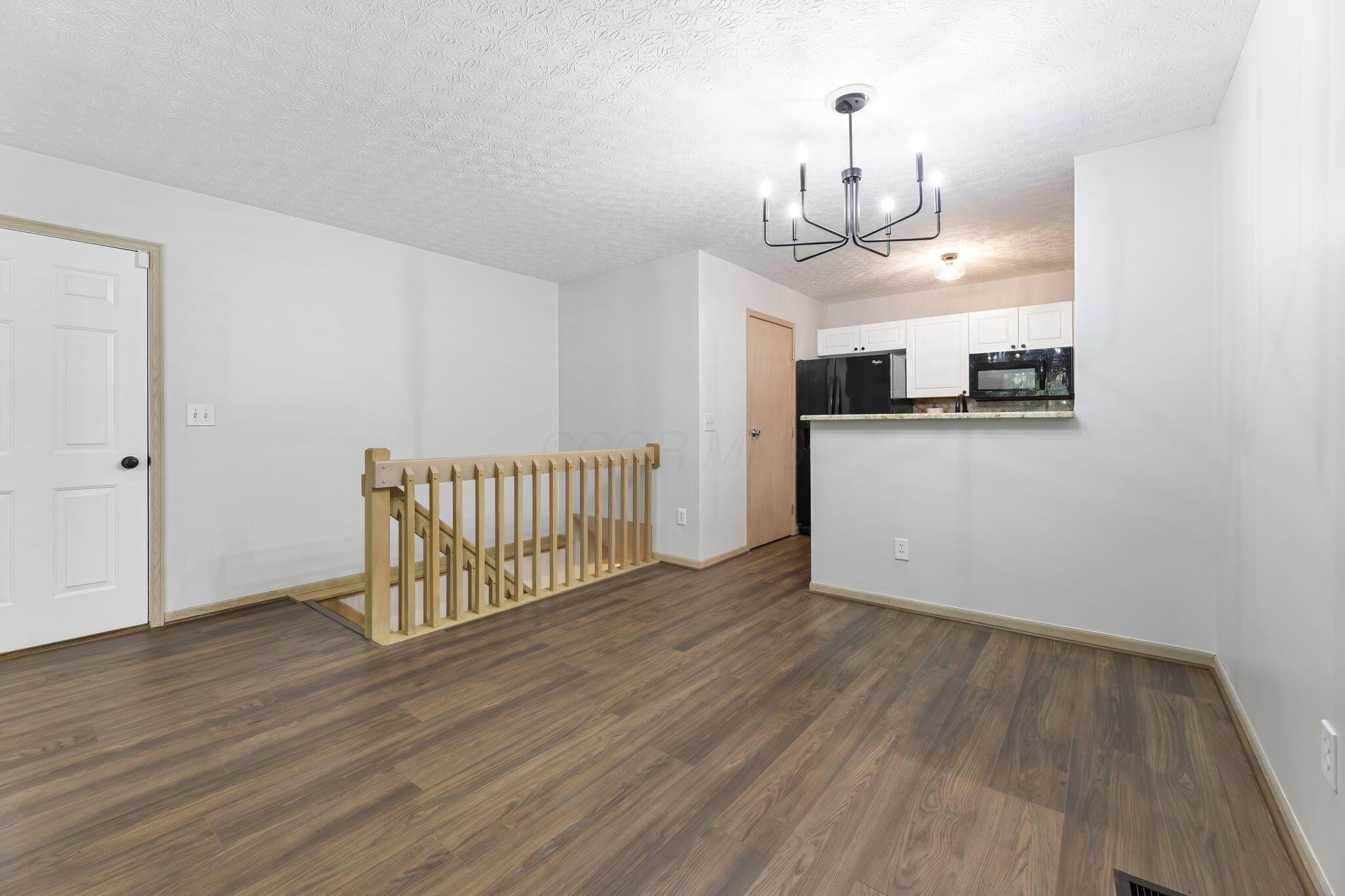 5708 Blendonbrook Lane, 102E