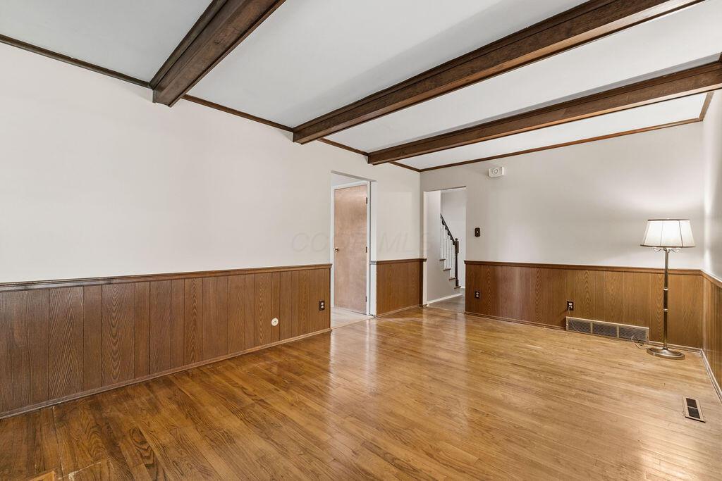 318 Apache Circle