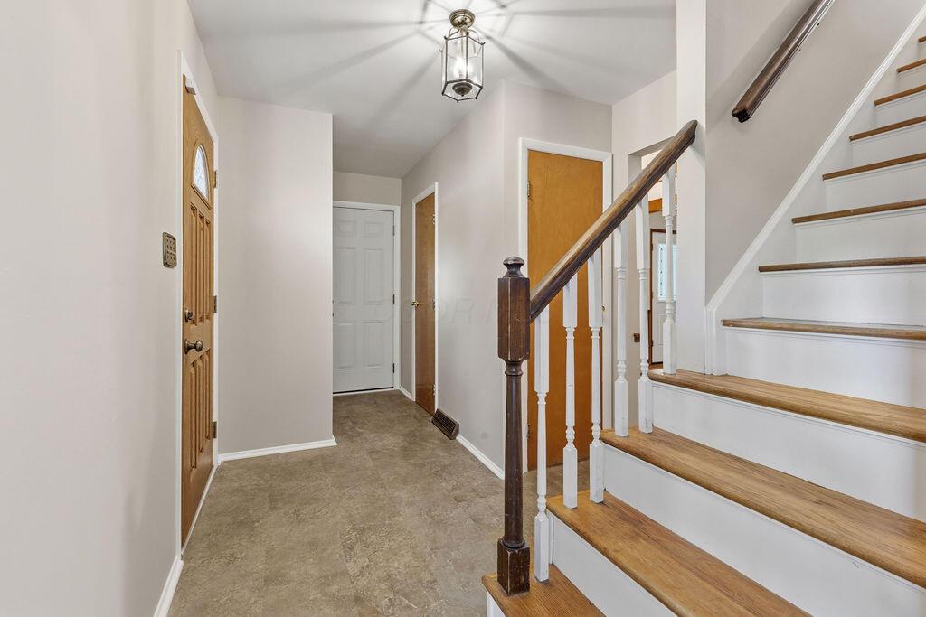 318 Apache Circle