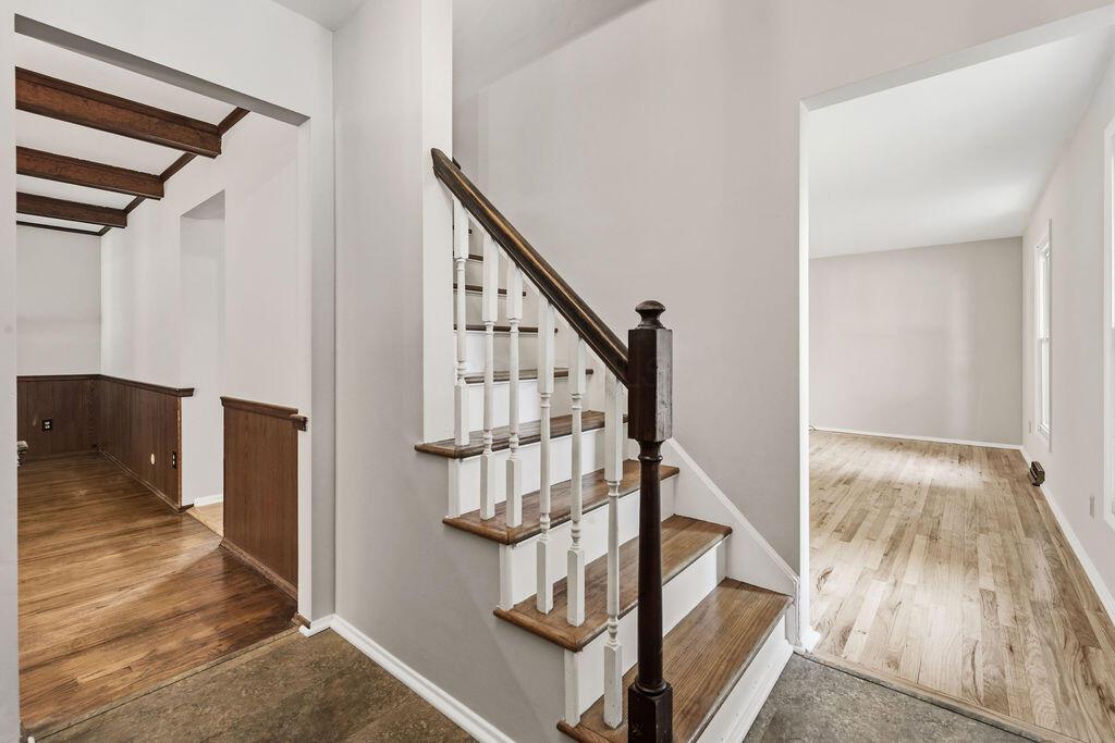 318 Apache Circle