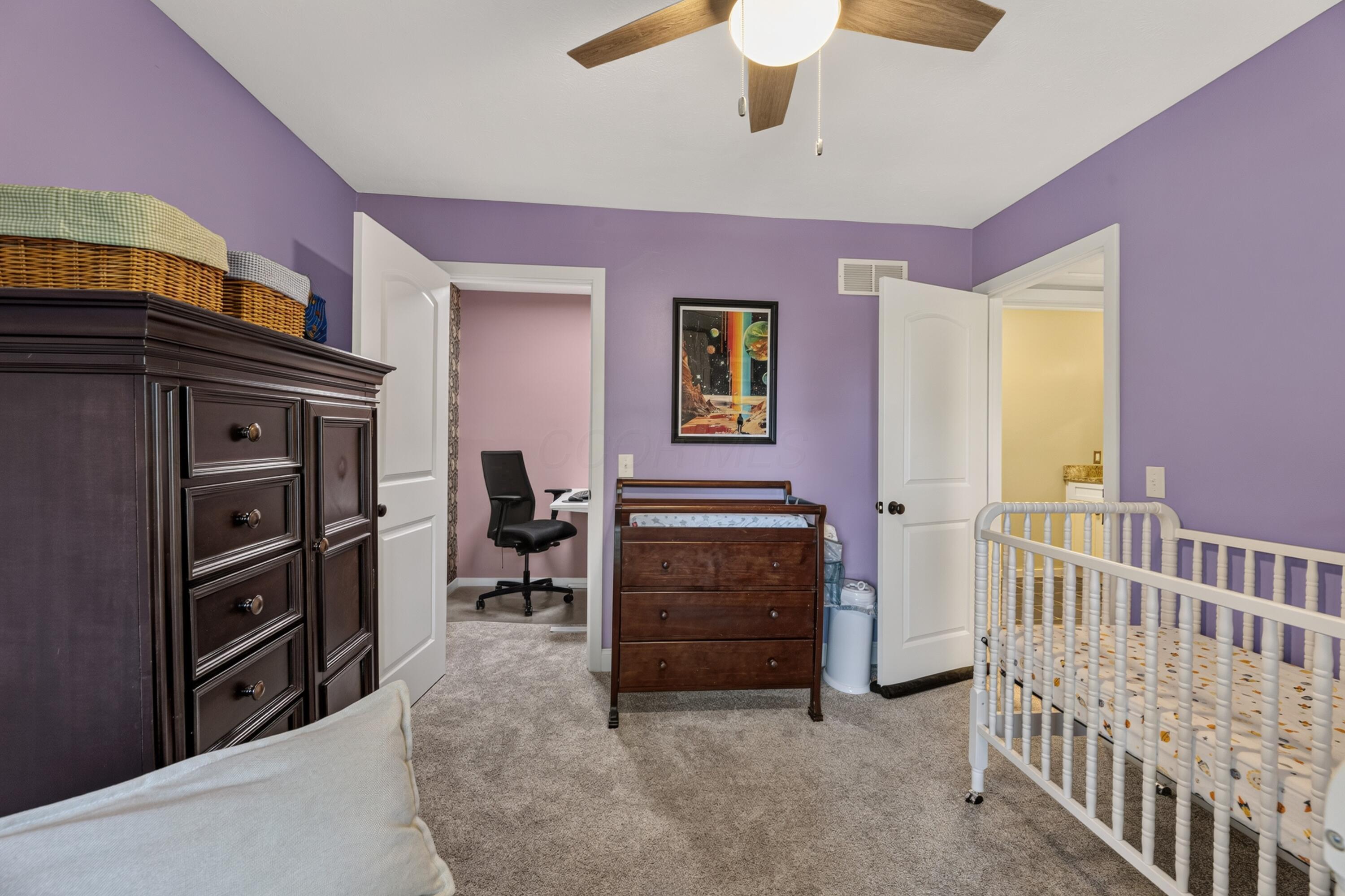 5092 Grasshopper Lane, 4