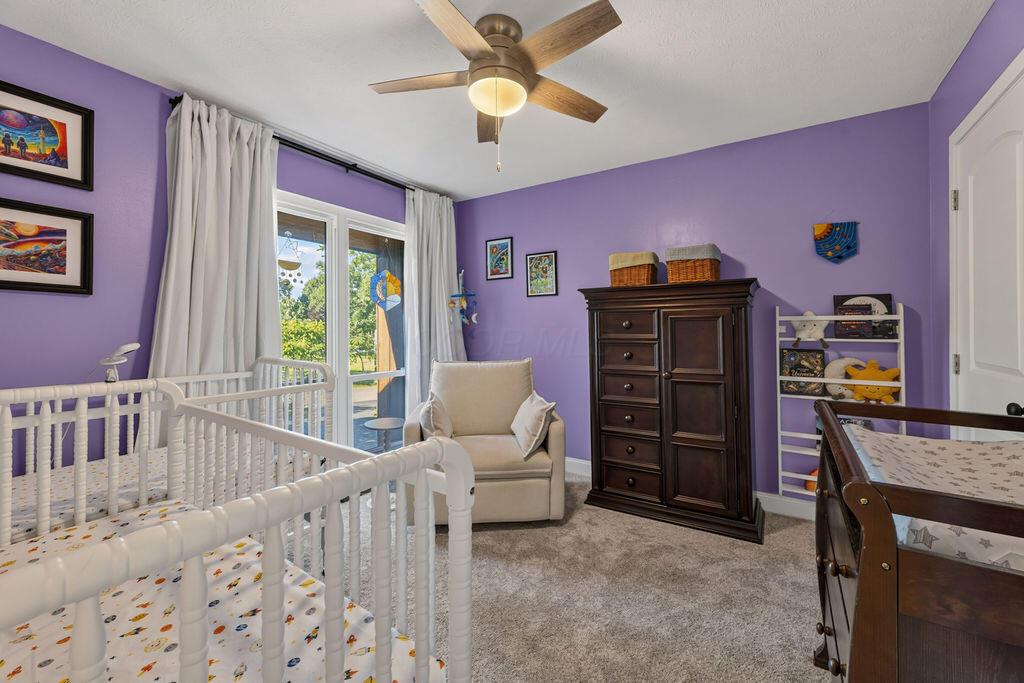 5092 Grasshopper Lane, 4