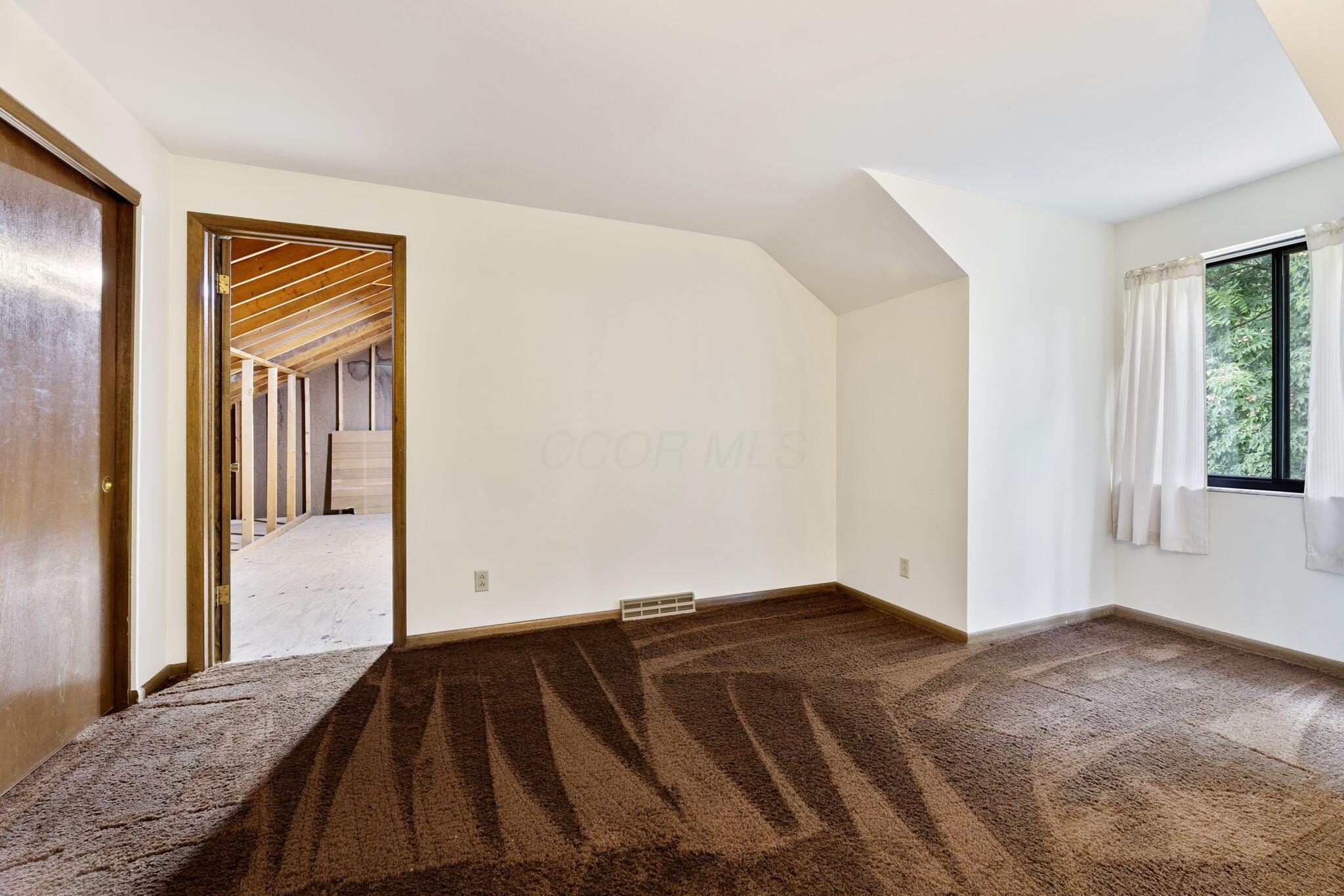 2964 Heatherleaf Way