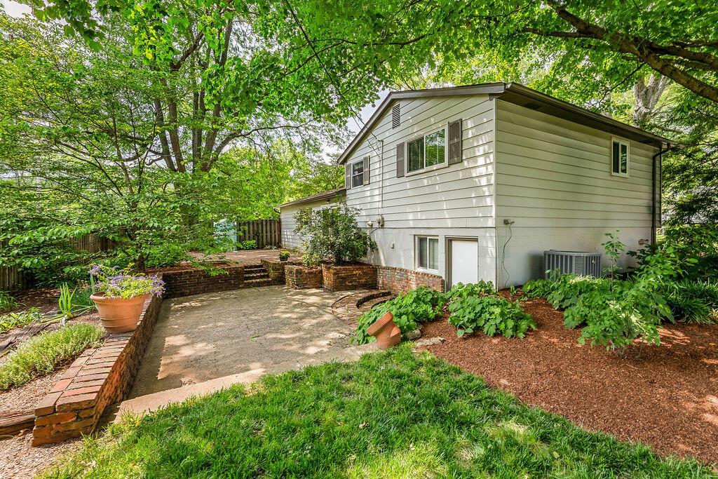 295 Allview Road