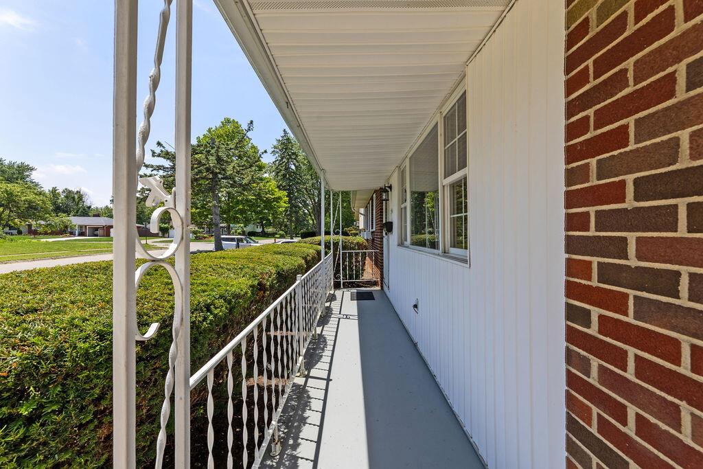 1406 Fahlander Drive N
