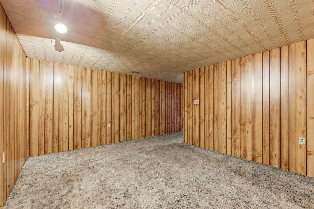 281 Crosslake Court
