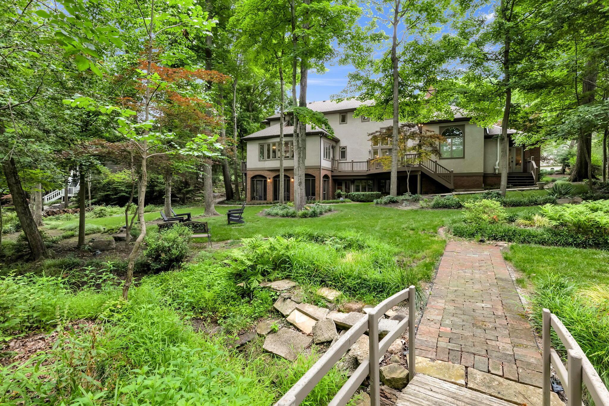 10518 Cardigan Ridge Place