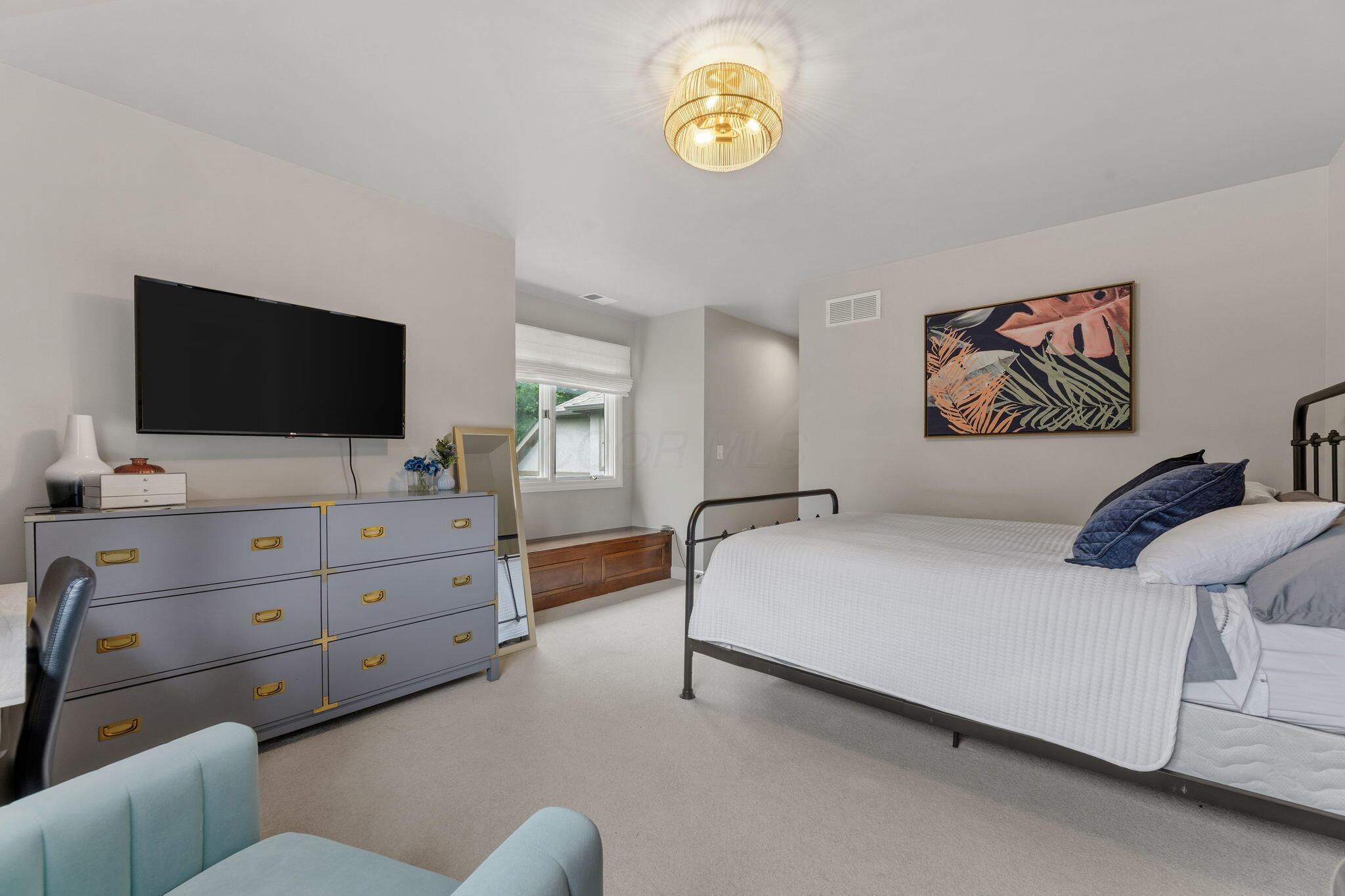 10518 Cardigan Ridge Place
