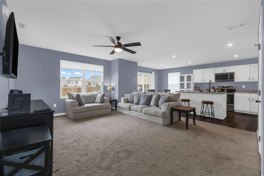 464 Professional Parkway