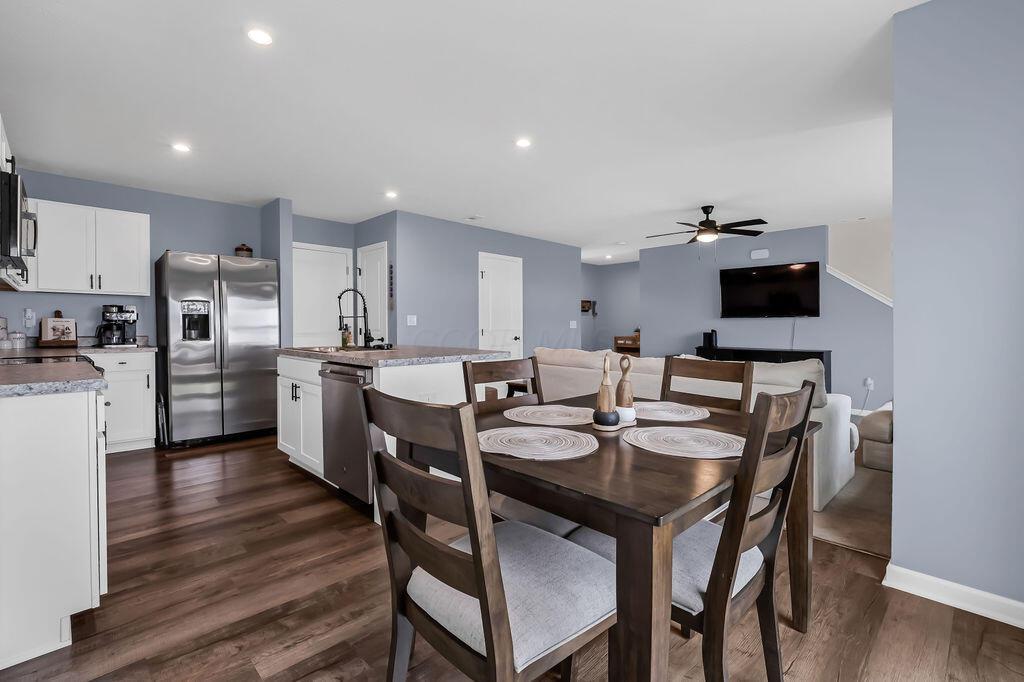 464 Professional Parkway